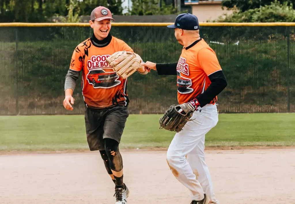 Lightweight and Durable sublimation slowpitch softball jerseys